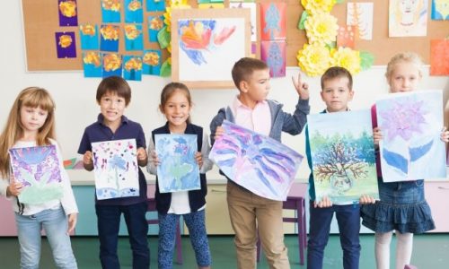 絵画教室の子供たち