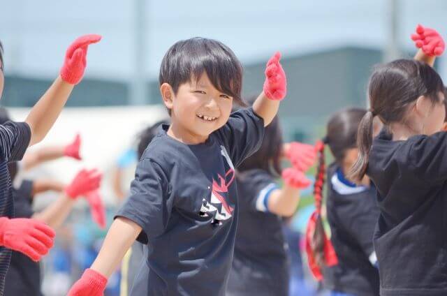 ダンスの習い事費用相場徹底比較 子供にダンスを習わせる目的は ララボ 習い事マガジン ダンスの習い事費用相場徹底比較 子供にダンスを習わせる目的は ララボ 習い事マガジン